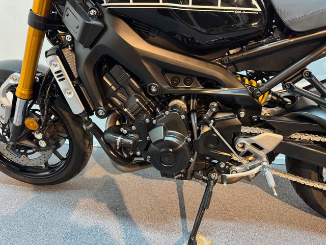 yamaha - xsr-900-abs