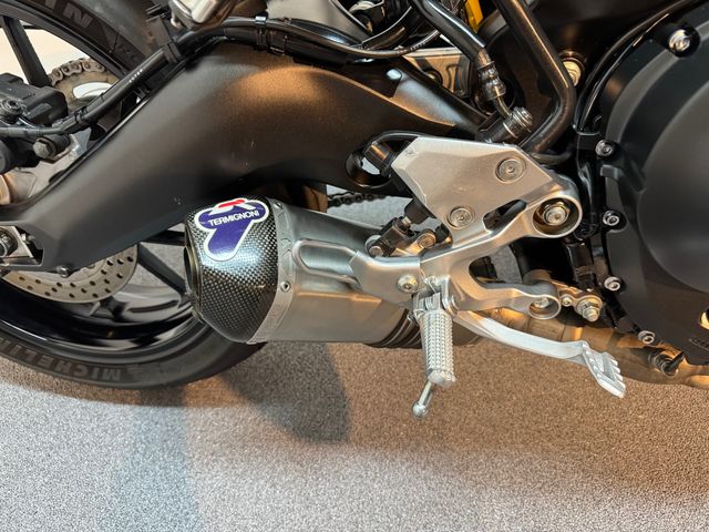 yamaha - xsr-900-abs