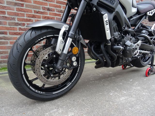 yamaha - xsr-900-abs