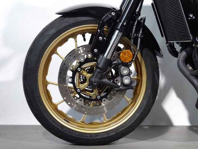 yamaha - xsr-900-abs