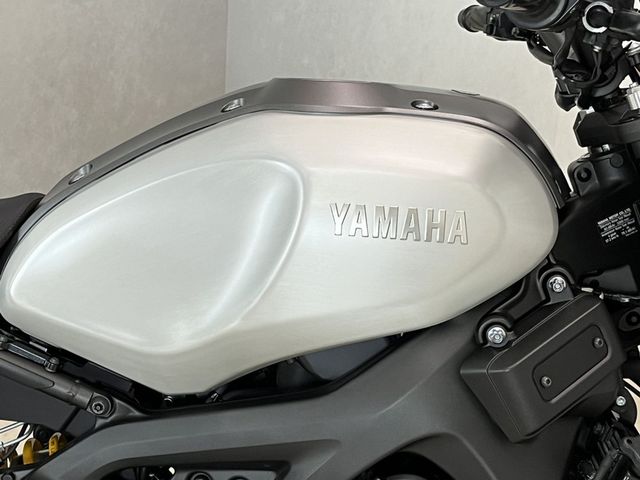 yamaha - xsr-900-abs