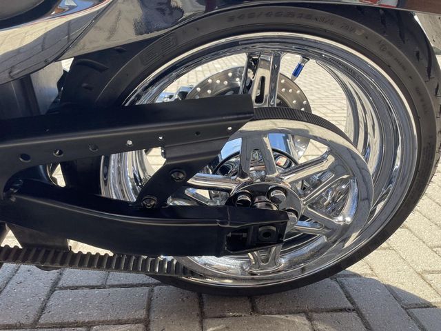 yamaha - xv-1700-road-star