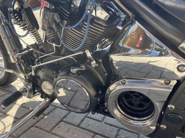 yamaha - xv-1700-road-star