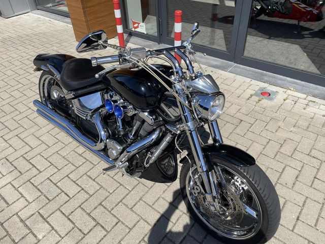 yamaha - xv-1700-road-star
