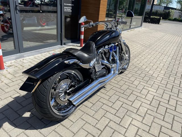 yamaha - xv-1700-road-star