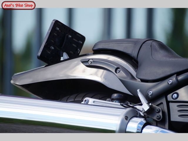 yamaha - xv-1700-warrior