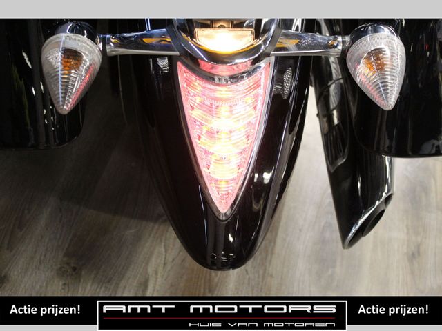 yamaha - xv-1900-midnight-star