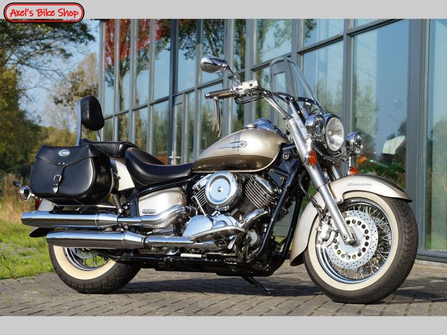 yamaha - xvs-1100-a-dragstar-classic