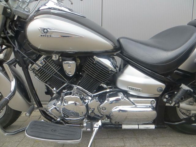 yamaha - xvs-1100-a-dragstar-classic