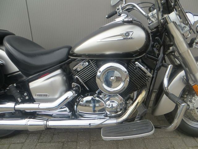 yamaha - xvs-1100-a-dragstar-classic