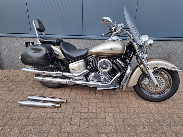 yamaha - xvs-1100-a-dragstar-classic