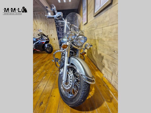yamaha - xvs-1100-a-dragstar-classic