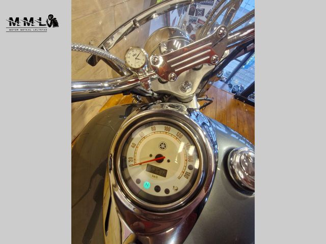 yamaha - xvs-1100-a-dragstar-classic