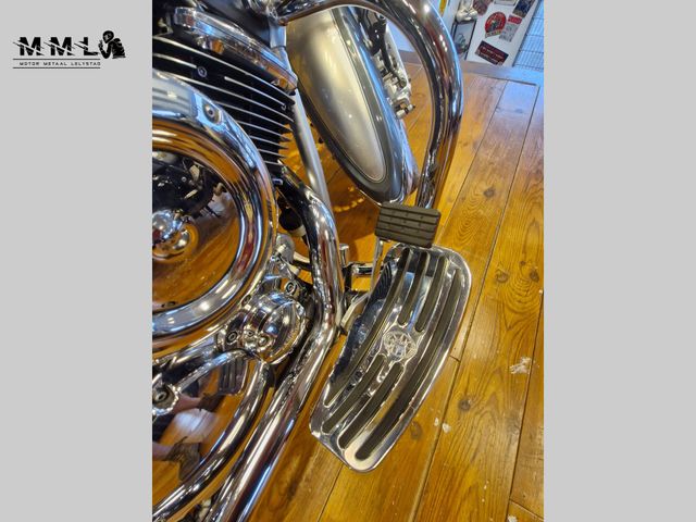 yamaha - xvs-1100-a-dragstar-classic