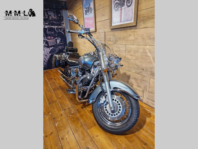 yamaha - xvs-1100-a-dragstar-classic