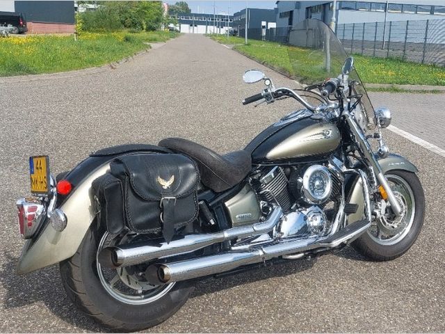 yamaha - xvs-1100-dragstar