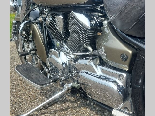 yamaha - xvs-1100-dragstar