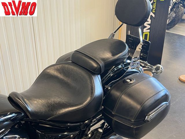 yamaha - xvs-1300-a-dark-star