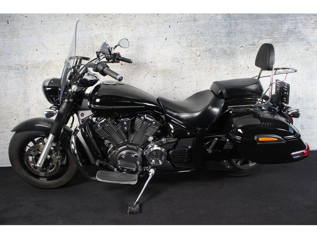 yamaha - xvs-1300-a-midnight-star