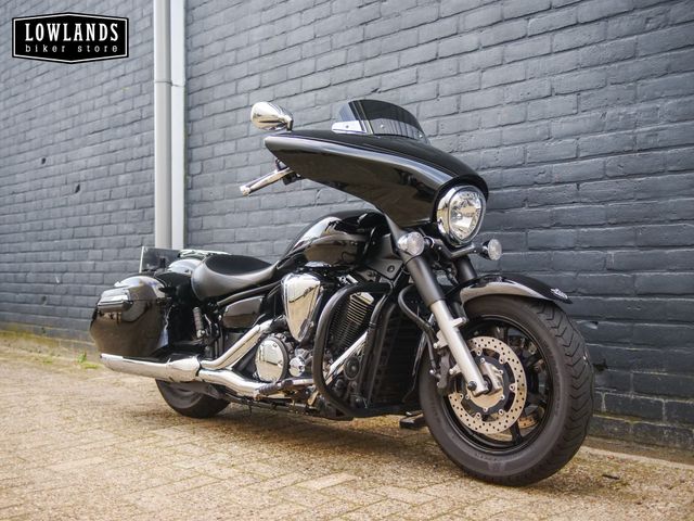 yamaha - xvs-1300-a-midnight-star
