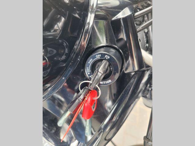 yamaha - xvs-650-a-dragstar-classic