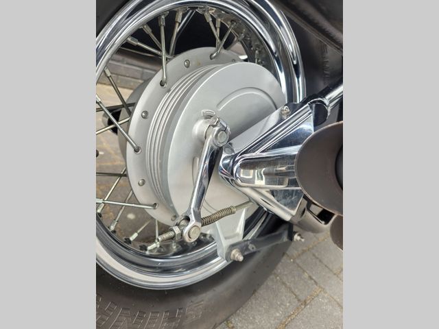 yamaha - xvs-650-a-dragstar-classic
