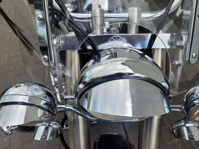 yamaha - xvs-650-a-dragstar-classic