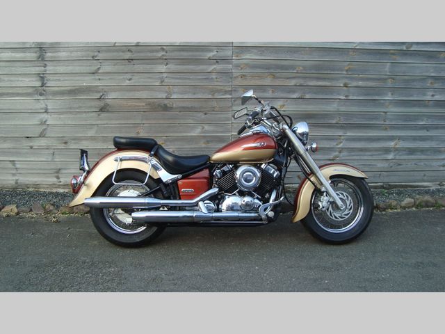 yamaha - xvs-650-a-dragstar-classic