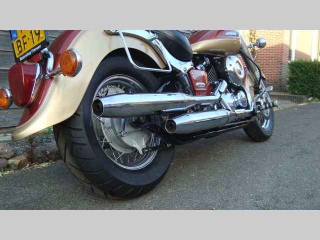 yamaha - xvs-650-a-dragstar-classic