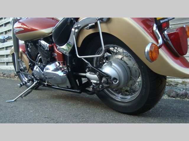 yamaha - xvs-650-a-dragstar-classic