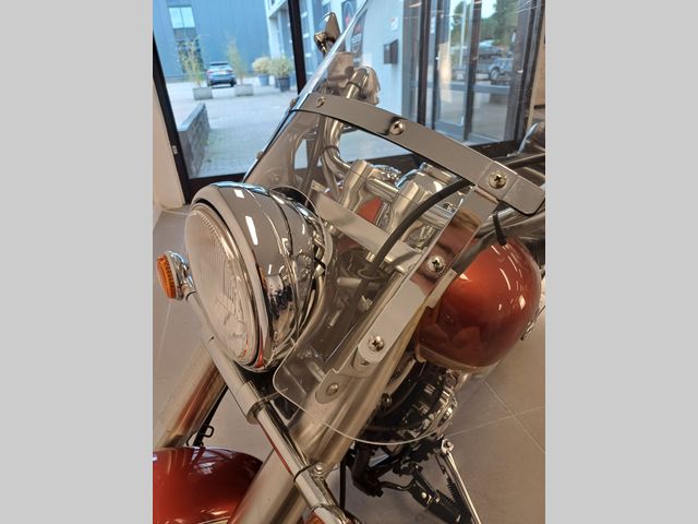 yamaha - xvs-650-a-dragstar-classic