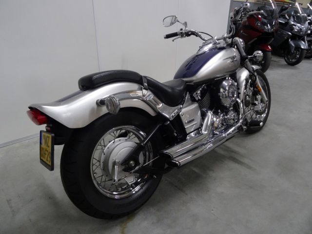 yamaha - xvs-650-dragstar