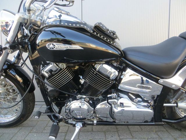 yamaha - xvs-650-dragstar