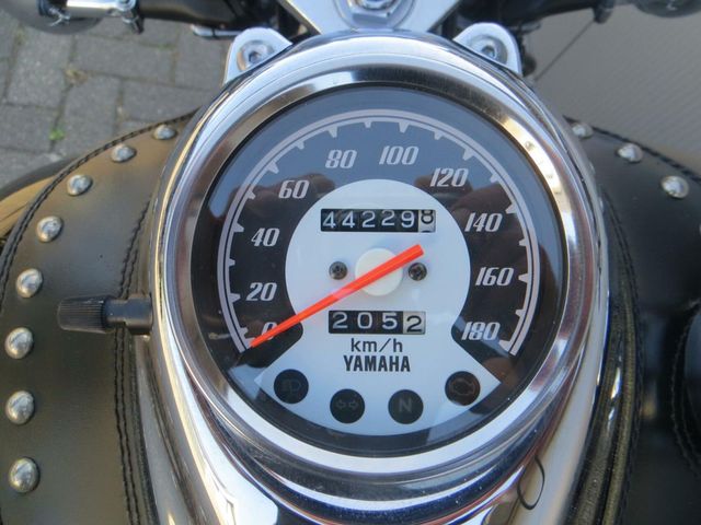 yamaha - xvs-650-dragstar