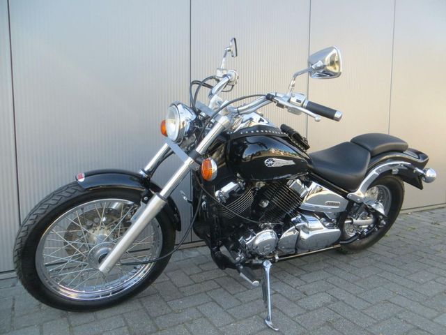 yamaha - xvs-650-dragstar