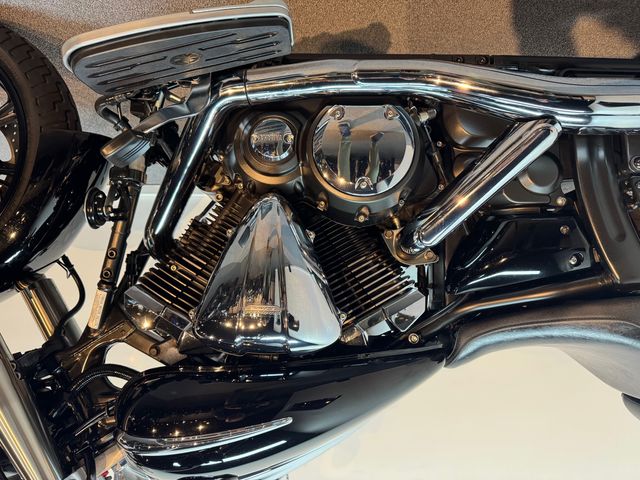 yamaha - xvs-950-a-midnight-star