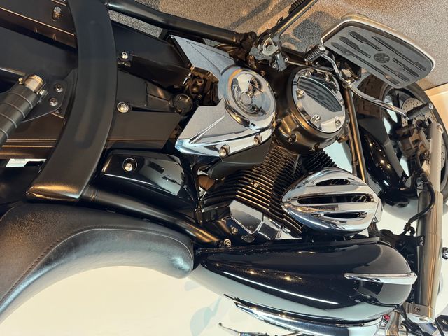 yamaha - xvs-950-a-midnight-star