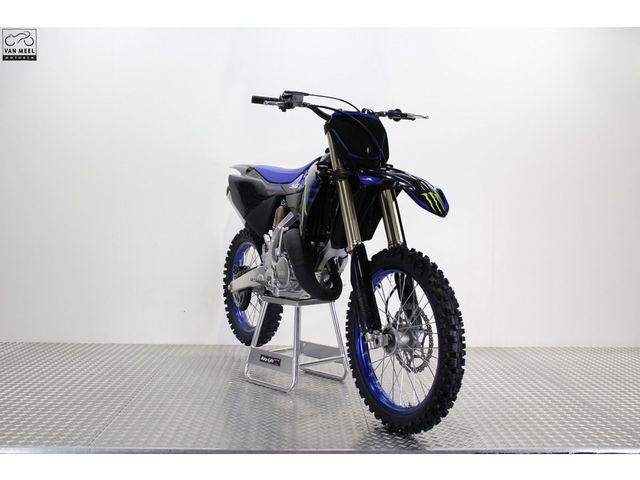 yamaha - yz-125-monster-energy-yamaha-racing-edition