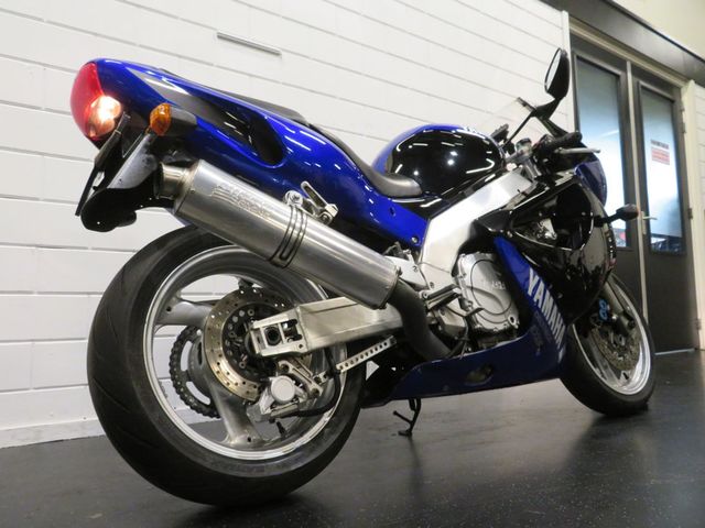 yamaha - yzf-1000-r-thunderace