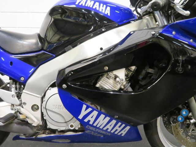 yamaha - yzf-1000-r-thunderace