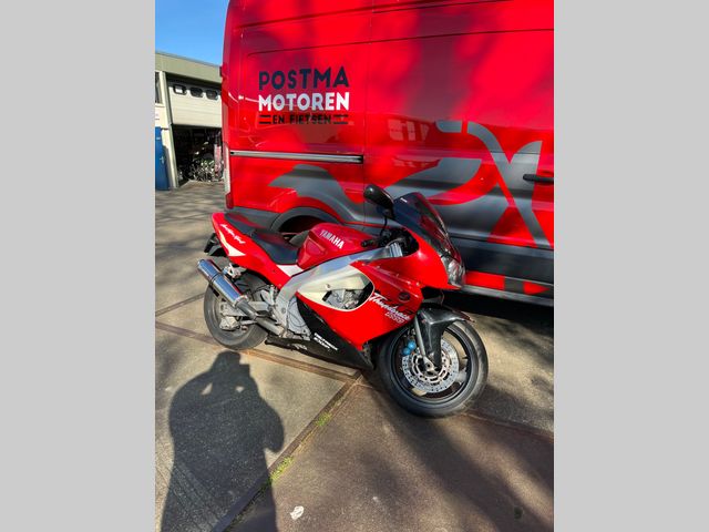 yamaha - yzf-1000-r-thunderace