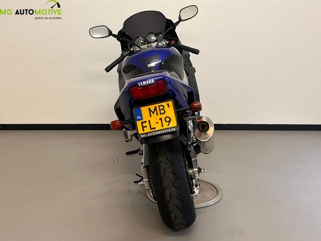 yamaha - yzf-1000-r-thunderace
