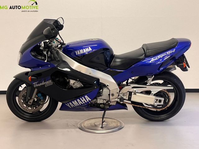 yamaha - yzf-1000-r-thunderace