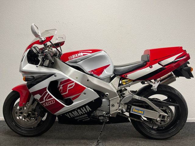 yamaha - yzf-750-r