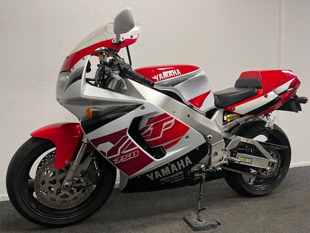 yamaha - yzf-750-r