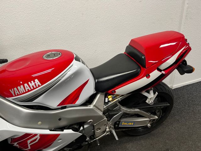 yamaha - yzf-750-r