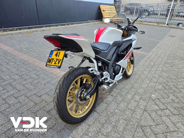 yamaha - yzf-r-125-world-gp-60th-anniversary