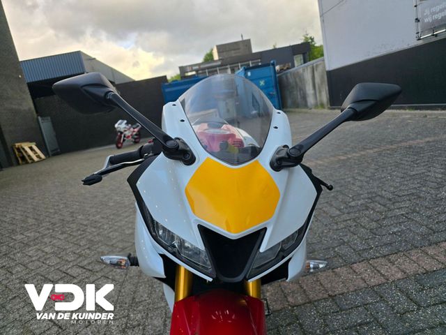 yamaha - yzf-r-125-world-gp-60th-anniversary
