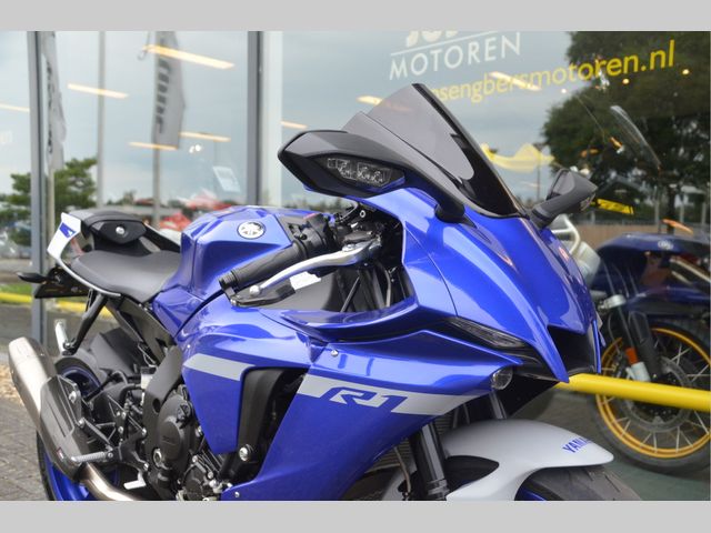 yamaha - yzf-r1