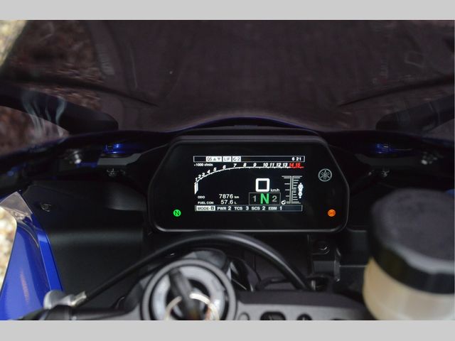 yamaha - yzf-r1